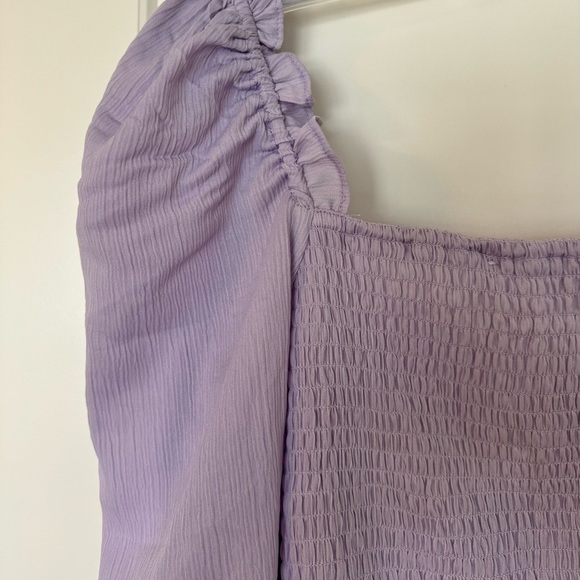 Astr The Label Women's Puff Lantern Sleeve Top Sz M Pale‎ Purple Ruched Back NWT - Picture 4 of 13